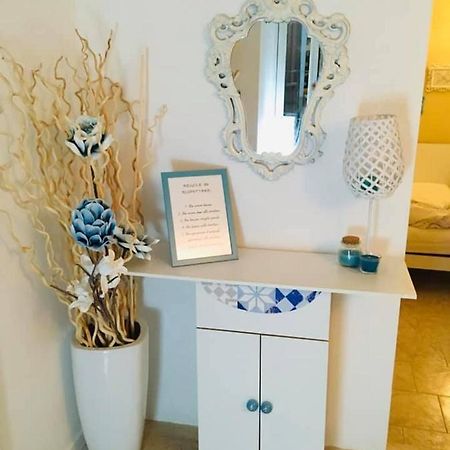 Casa Vacanze Occhi Blu Molfetta Exteriör bild